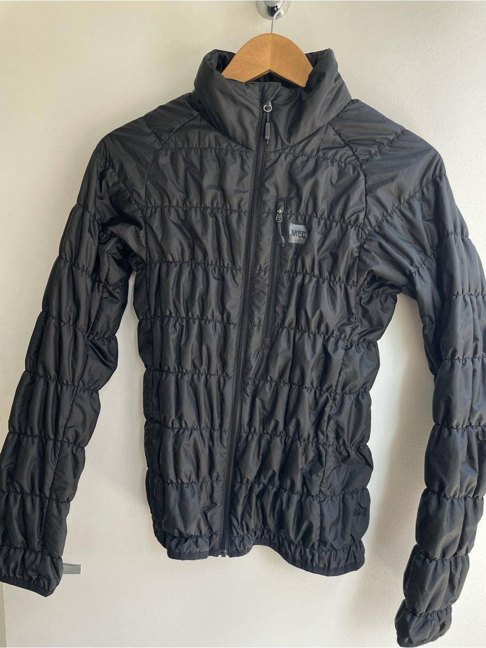 MEC Women’s Black Quilted Puffer Jacket Small
